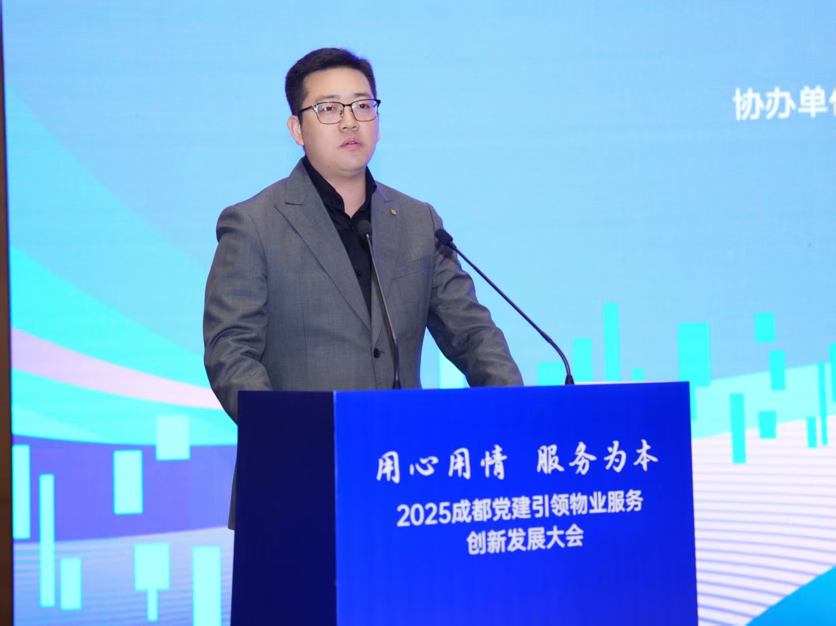 1763373464503988.jpg 1763373464503988.jpg